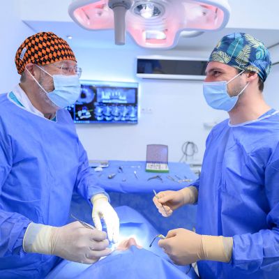 La Clinique ADP à Paris 15ème : experts en soins dentaires pour une santé buccale optimale.